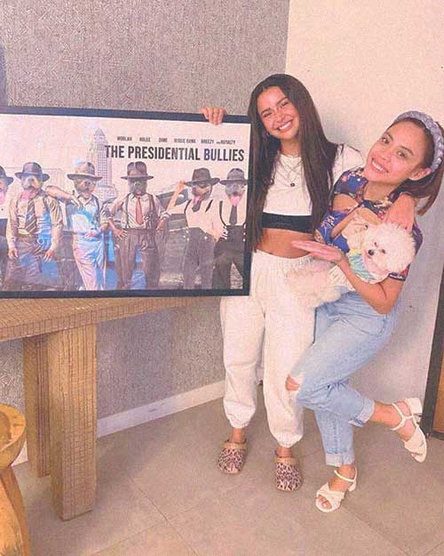 Actresses Yassi Pressman and Kim Molina with a customized trendy poster print.