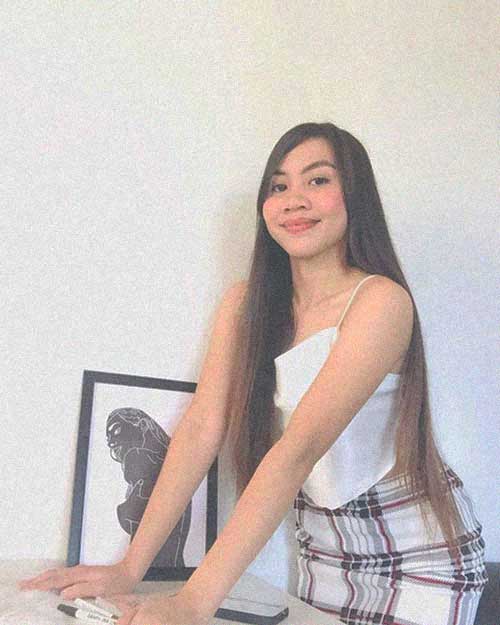 Artdesignph influencer with the affordable Self Hug poster